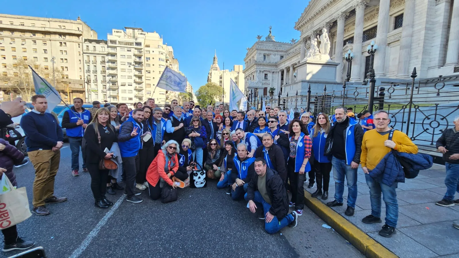 LA BANCARIA VOLVIÓ A MOVILIZAR CON LAS Y LOS JUBILADOS CONTRA EL VETO PRESIDENCIAL