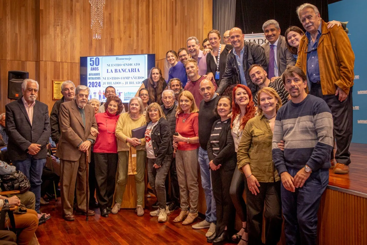 PREVISIÓN. Entrega de diplomas a afiliados/as vitalicios/as