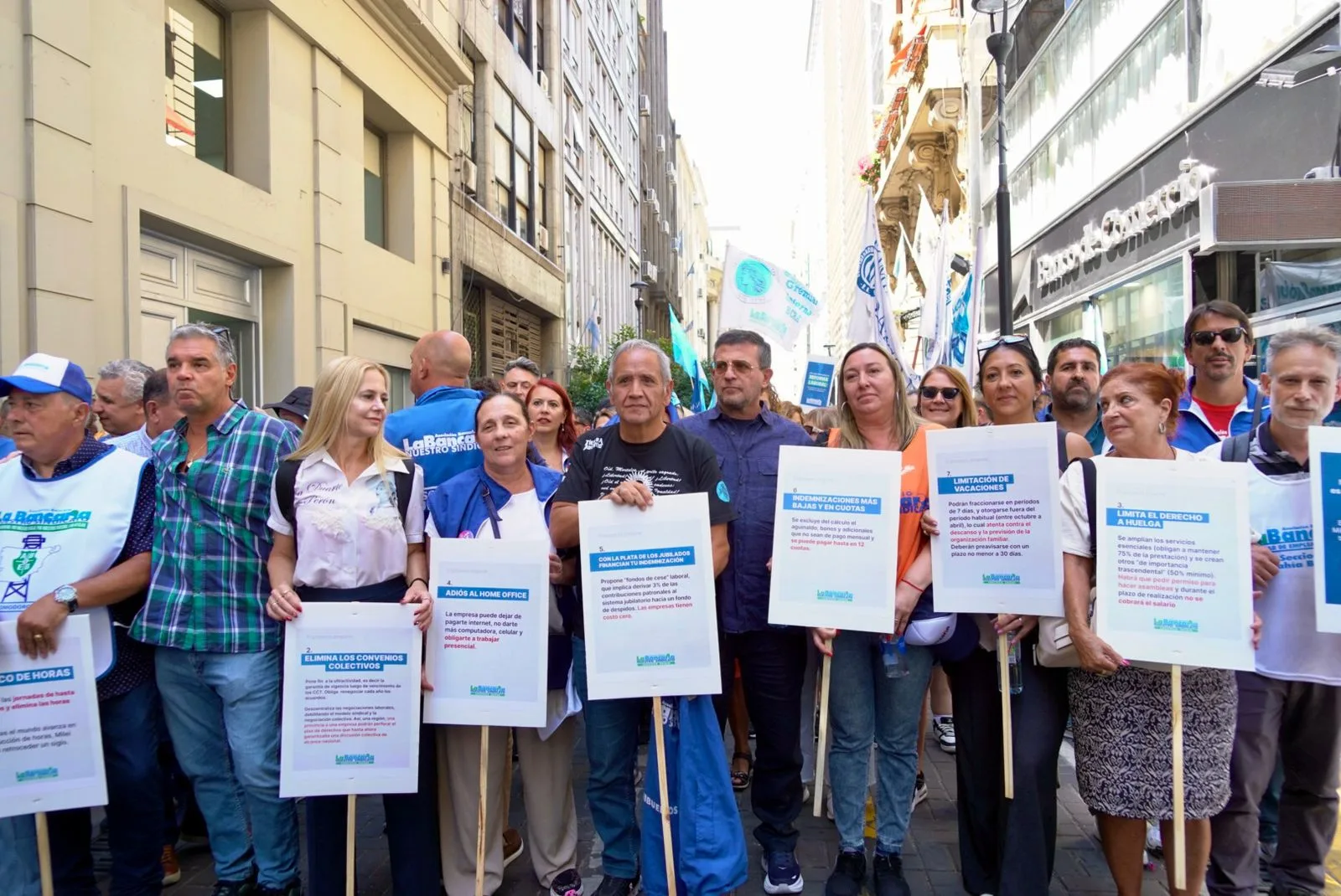 Masiva movilización contra la Reforma Laboral